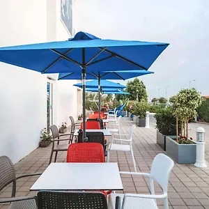 Mia Urban Hotel